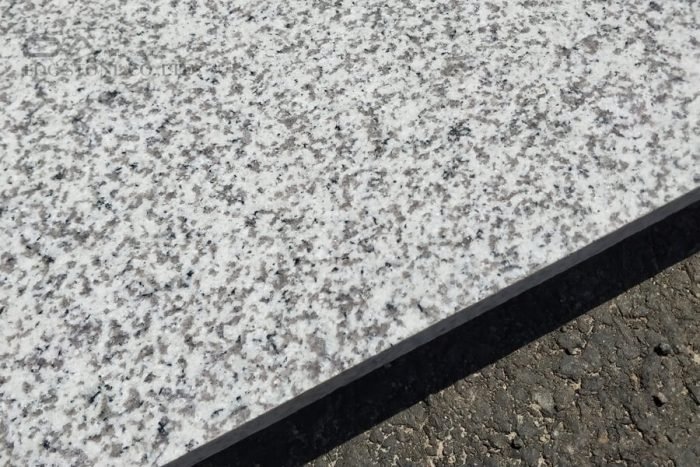 G655 white granite kitchen countertops (3)