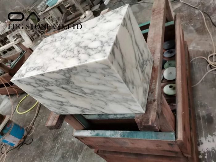 Arabescato Carrara marble countertops