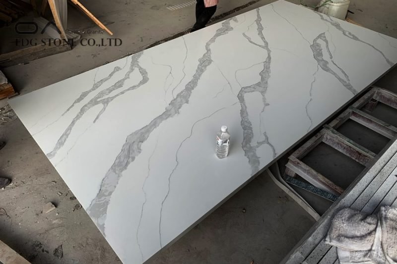 bianco calacatta quartz countertop | Kitchen countertops, kitchen ...